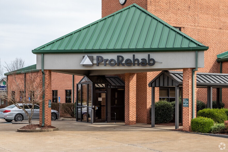 More Photos Of 1110 Wilkinson Ter, Bowling Green Office For Sale