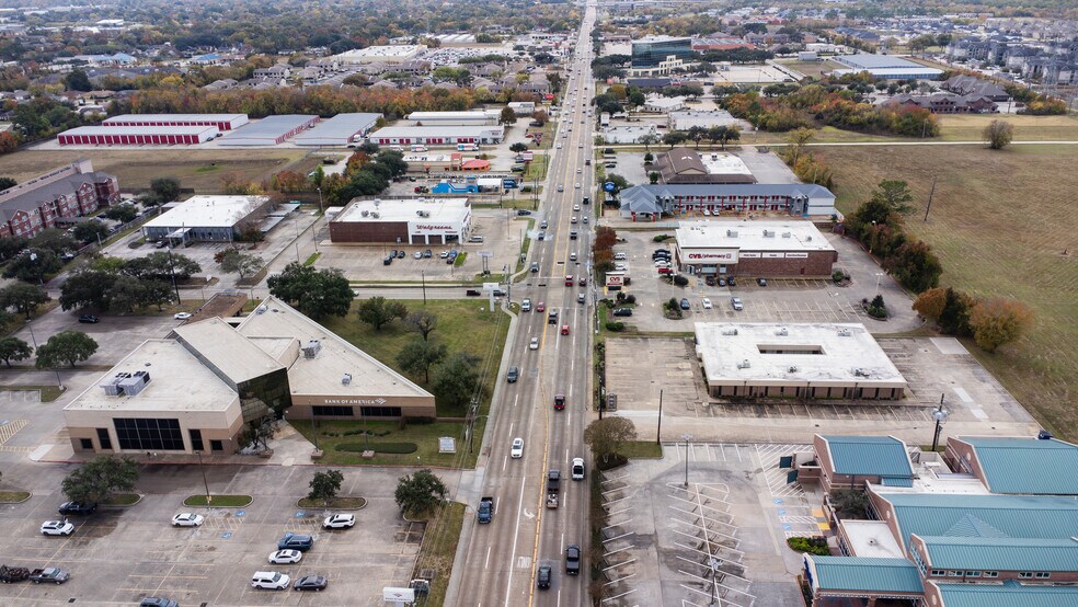 More Photos Of 4000 Garth Rd, Baytown Medical For Sale