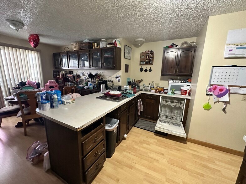 More Photos Of 1651 Kelby Dr, Billings Apartments For Sale