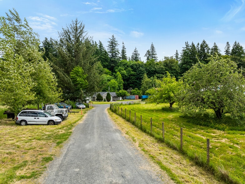 More Photos Of 4250 Dewey Rd, Bellingham Specialty For Sale