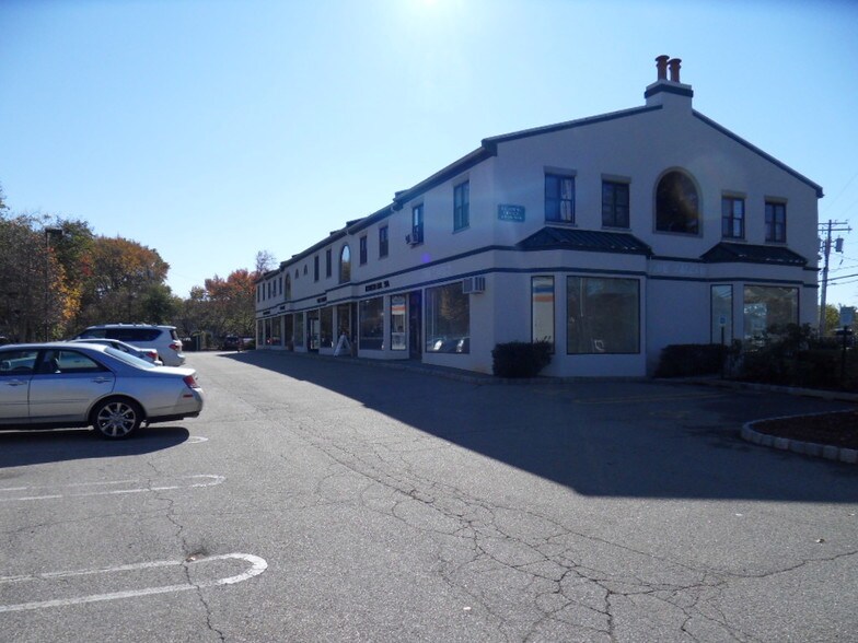 More Photos Of 15 Broadway, Cresskill General Retail For Sale