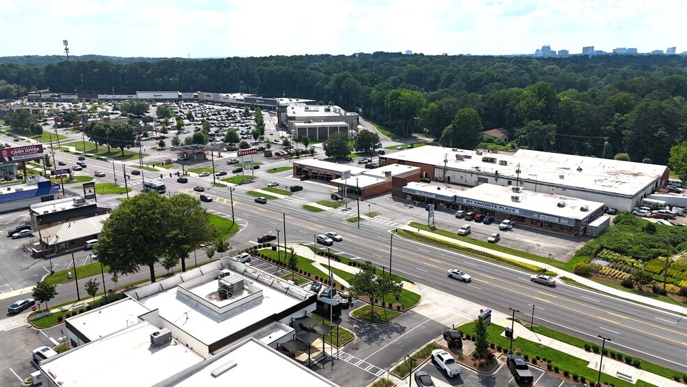 More Photos Of 5588-5596 Peachtree Industrial Blvd, Chamblee Freestanding For Sale