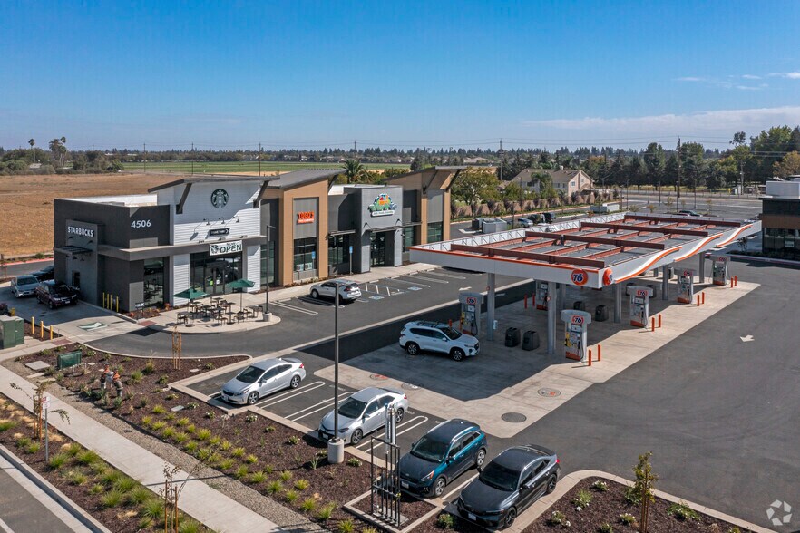 More Photos Of 4506 Dale Rd, Modesto Unknown For Lease