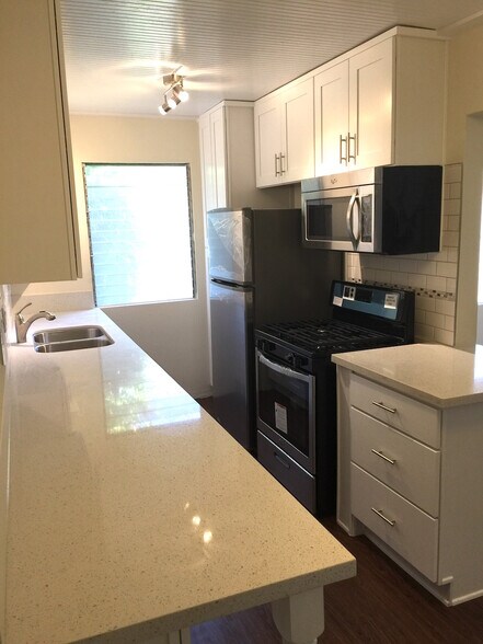 More Photos Of 726 N Alfred St, West Hollywood Apartments For Sale