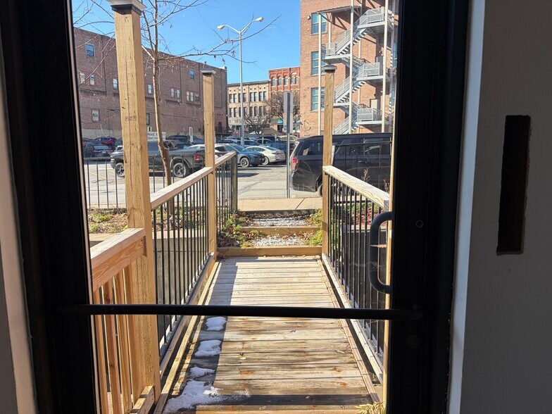 More Photos Of 13-15 S Main St, Oneonta Office For Sale