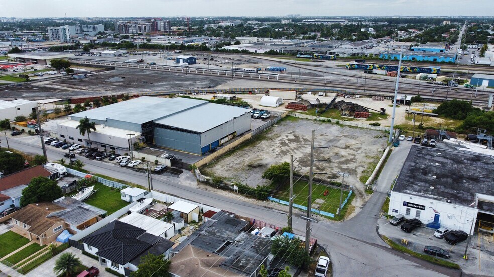 More Photos Of 8600 NW 36th Ave, Miami Manufacturing For Lease