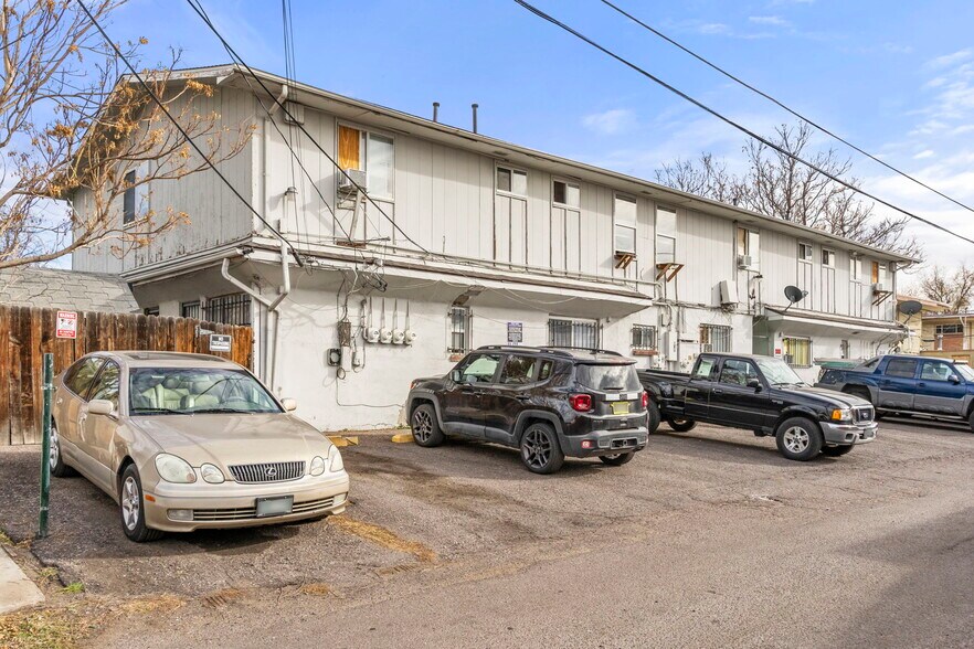 More Photos Of 1129 Akron St, Aurora Apartments For Sale