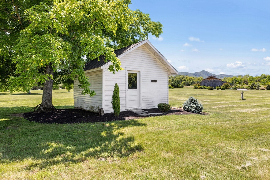 More Photos Of 4301 Longdale Furnace Rd, Clifton Forge Lodge Meeting Hall For Sale
