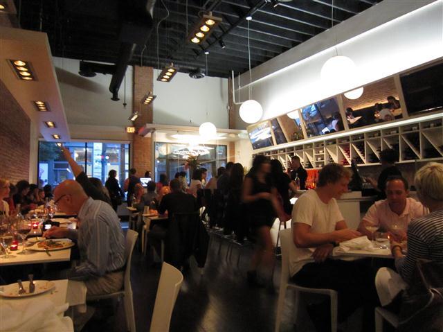 More Photos Of 62 Cordova St E, Vancouver Freestanding For Lease