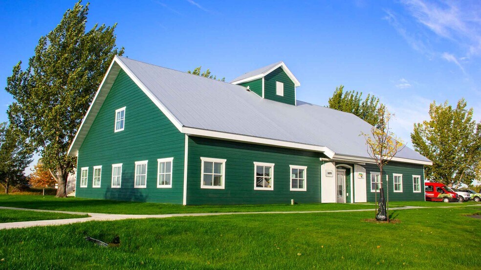 More Photos Of 4844 Rocking Horse Cir S, Fargo Office For Lease