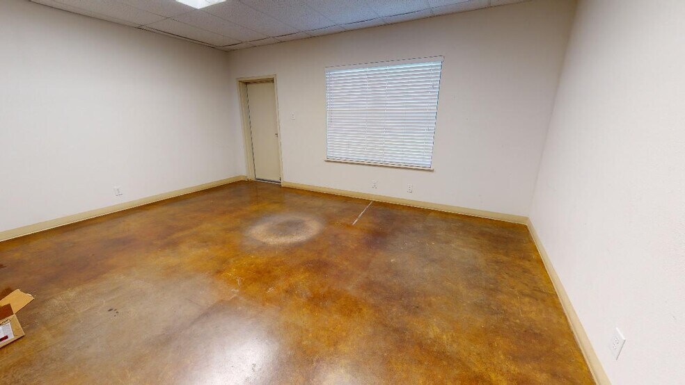 More Photos Of 11618 Nacogdoches Rd, San Antonio Warehouse For Lease