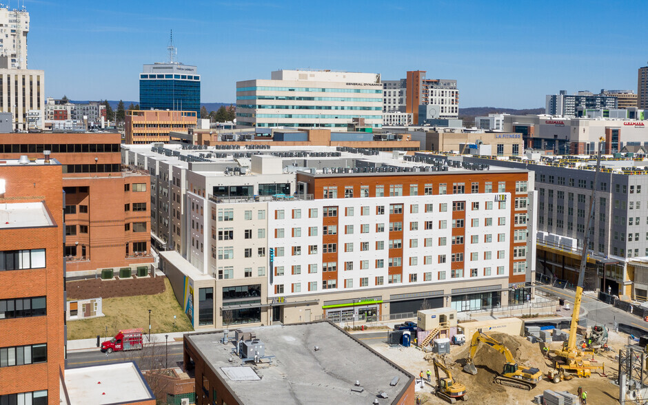 Primary Photo Of 22 E Susquehanna Ave, Towson Apartments For Lease