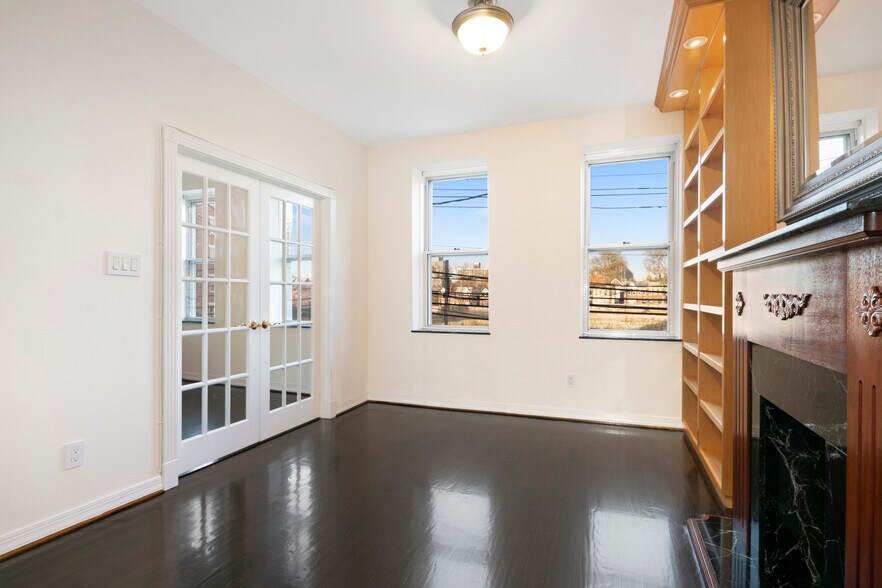 More Photos Of 11-36 31st Ave, Astoria Apartments For Sale