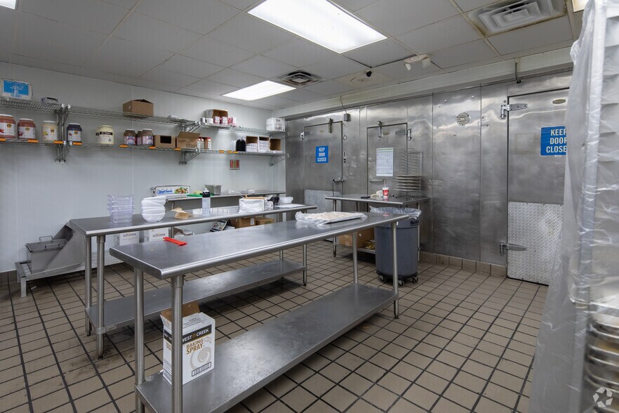 More Photos Of 2609 Gault Ave, Fort Payne Fast Food For Sale