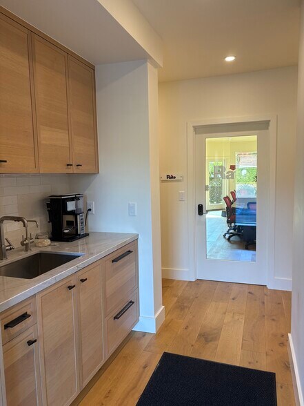 More Photos Of 190 W Napa St, Sonoma Office For Sale