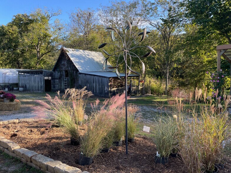 More Photos Of 2798 Highway 23 N, Eureka Springs Garden Center For Sale