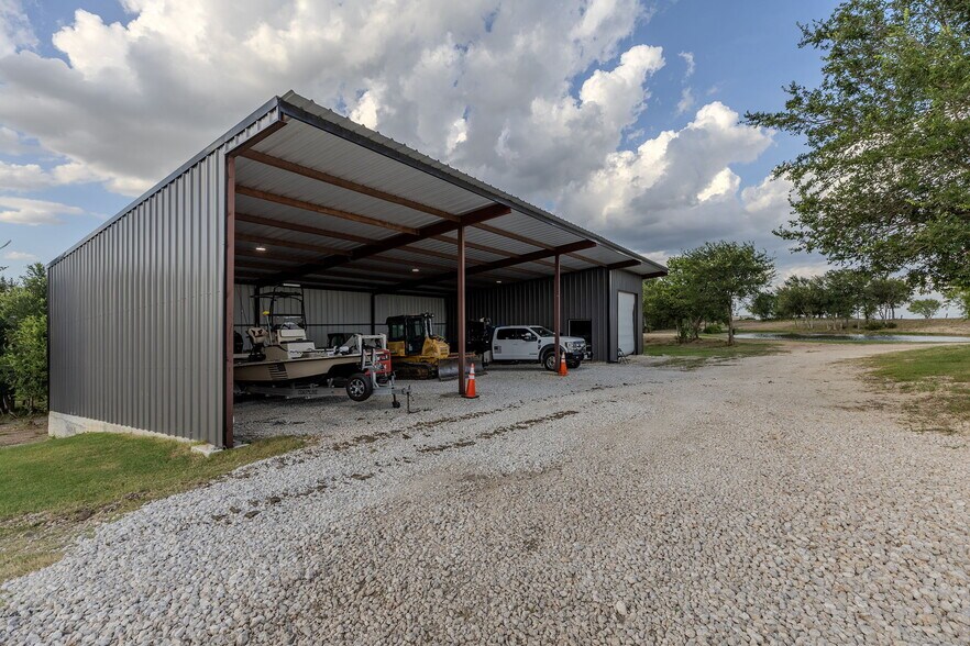 More Photos Of 301 County Road 436, Thrall Land For Sale
