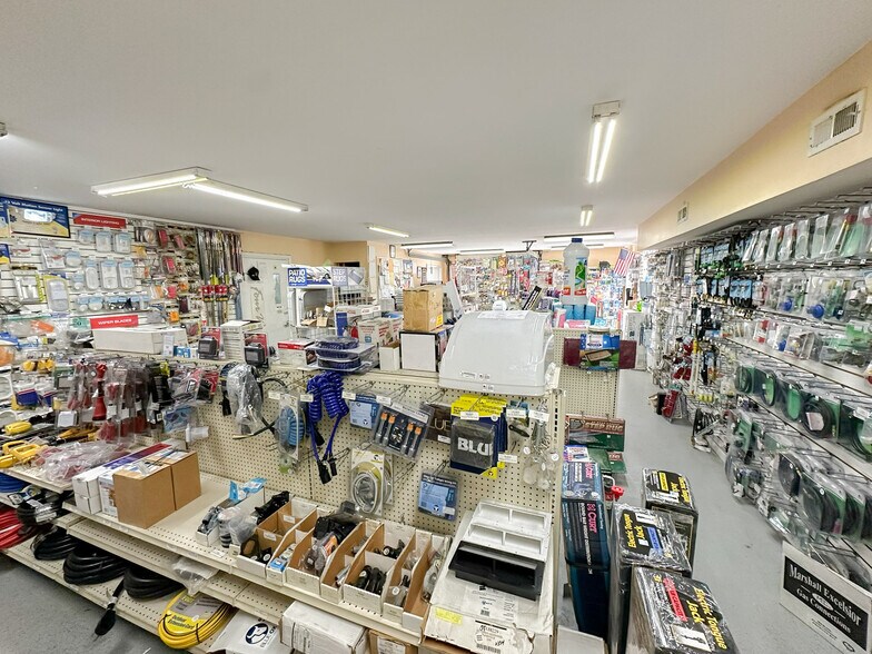 More Photos Of 121 Rental Ln, Grasonville Light Distribution For Lease