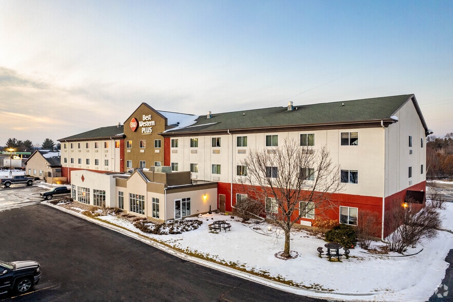 Primary Photo Of 4445 Theater Rd, Sparta Hotel For Sale