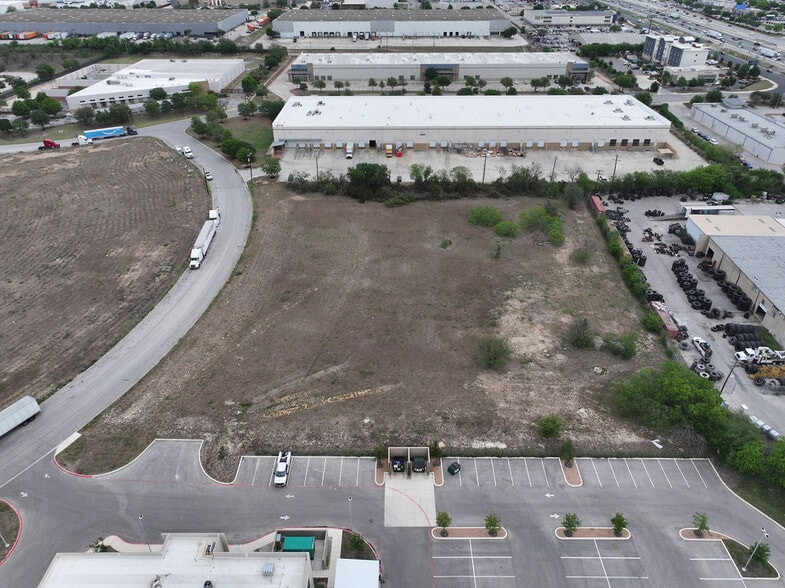 More Photos Of Verde Parkway, Schertz Land For Sale