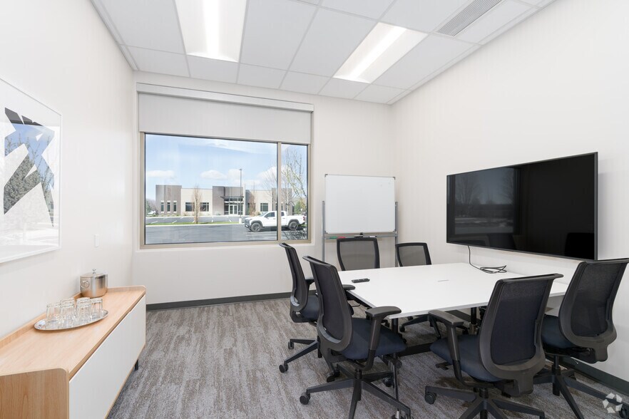 More Photos Of 12709 E Mirabeau Pky, Spokane Valley Coworking Space