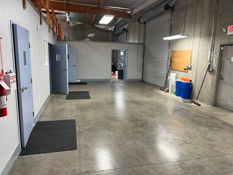 More Photos Of 845 Meridian St, Duarte Research And Development For Lease