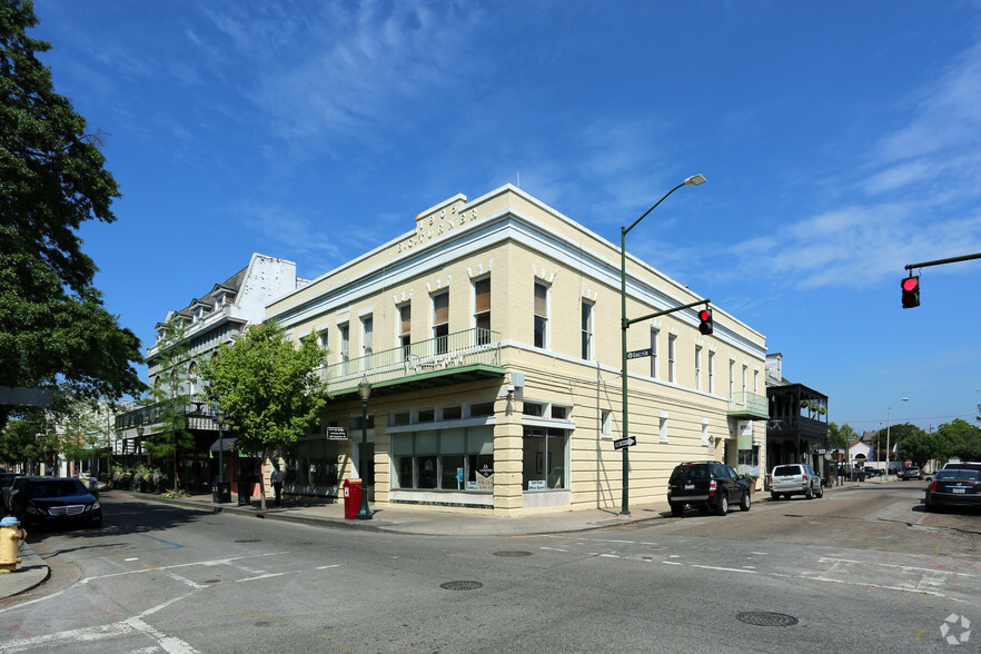 Primary Photo Of 300-306 Dauphin St, Mobile Office For Lease