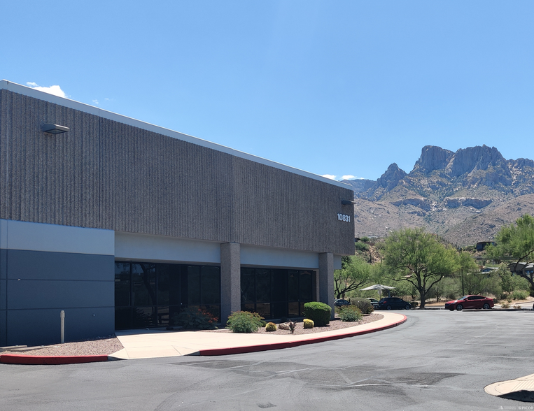 Primary Photo Of 10831 N Mavinee Dr, Oro Valley Research And Development For Lease