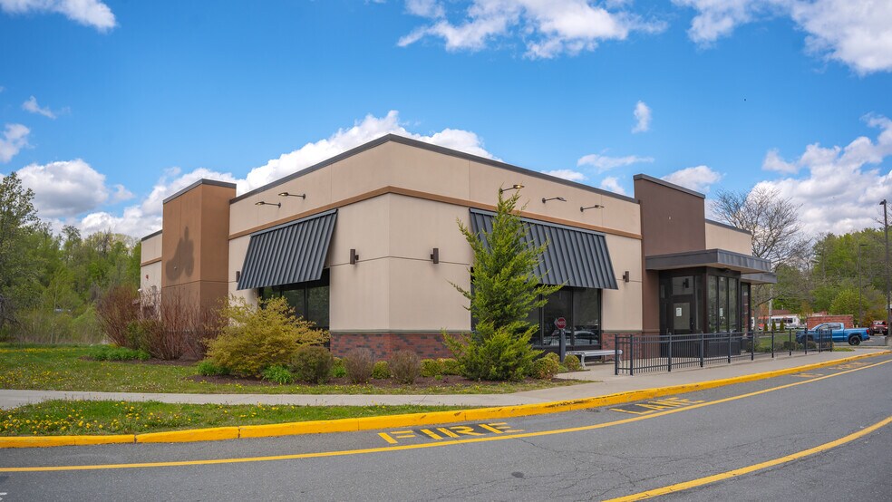 More Photos Of 555 Hubbard Ave, Pittsfield General Retail For Lease