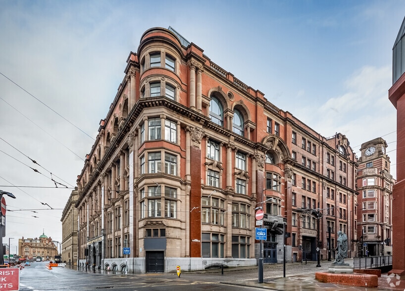 Hanover St, Manchester, GTM M4 4AH Office For Lease