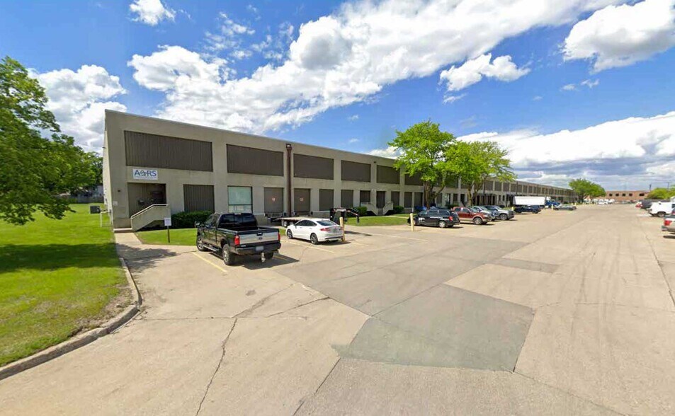 Primary Photo Of 1550 E Washington Ave, Des Moines Warehouse For Lease