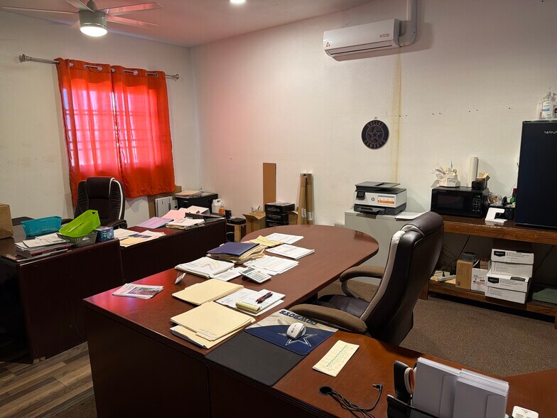 More Photos Of 3122-3144 E Columbia St, Tucson Research And Development For Sale