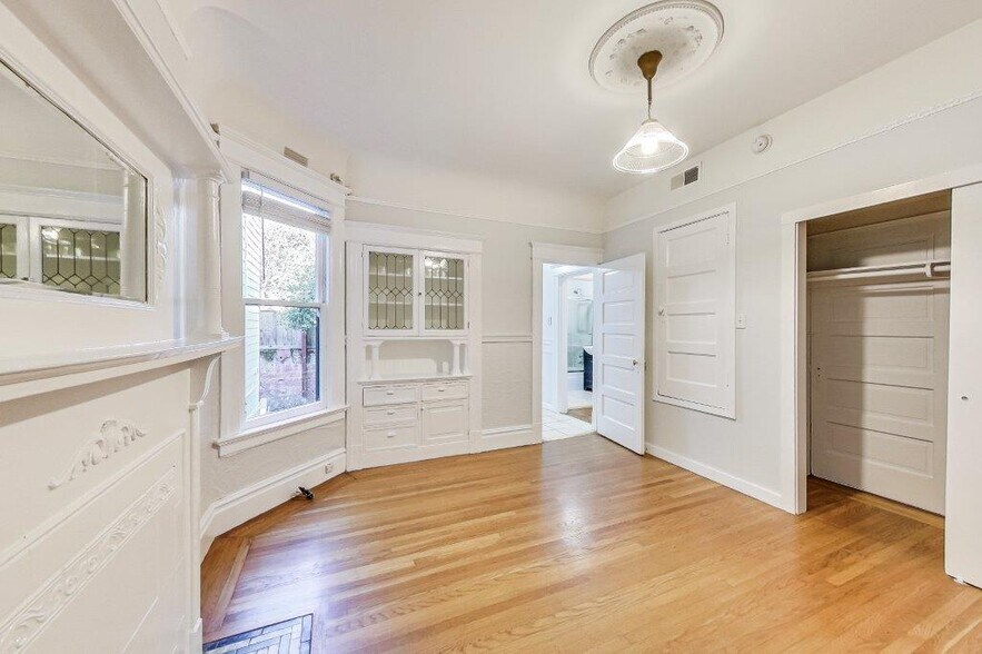 More Photos Of 114 Noe St, San Francisco Apartments For Sale