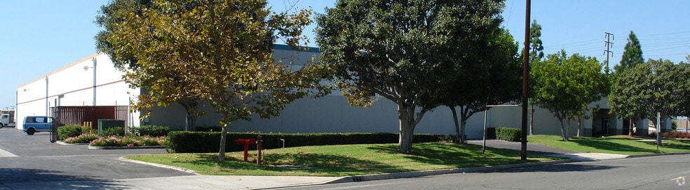 More Photos Of 22301 S Bonita St, Carson Warehouse For Lease