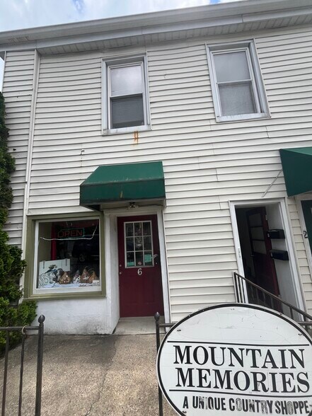 More Photos Of 1 E Main St, Thurmont Storefront Retail Office For Lease
