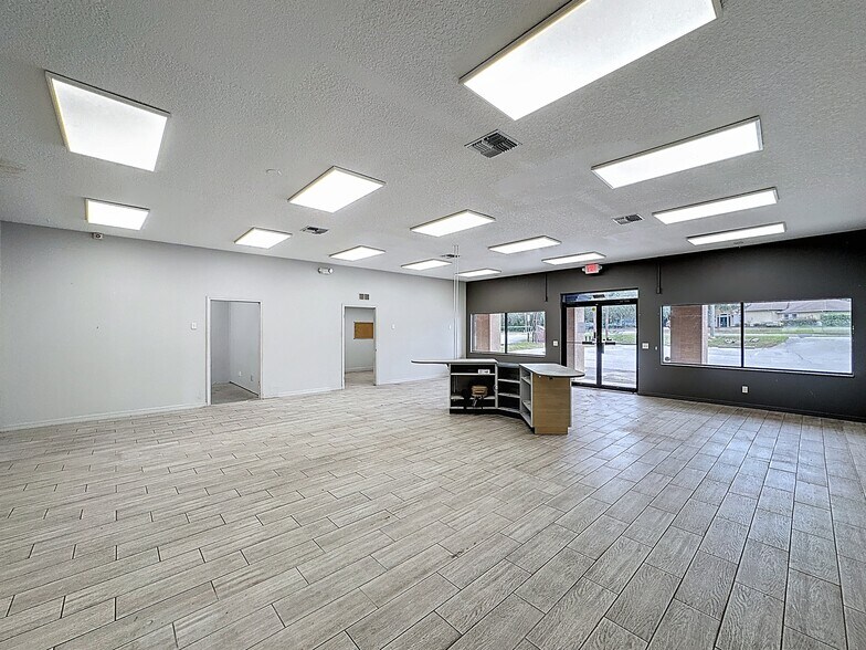 More Photos Of 2418 Highway 44 W, Inverness Storefront For Lease