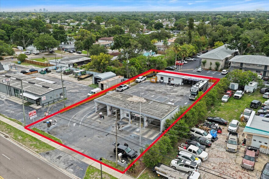 More Photos Of 6170 54th Ave N, Kenneth City Carwash For Sale