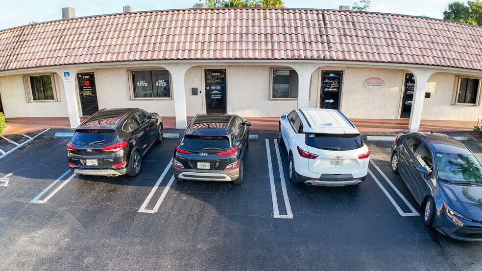 More Photos Of 5301-5323 Lake Worth Rd, Lake Worth Freestanding For Sale