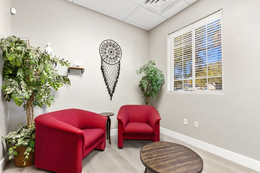 More Photos Of 7656 W Sahara Ave, Las Vegas Medical For Lease