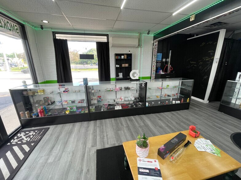 More Photos Of 5970 S Madison Ave, Indianapolis Freestanding For Sale