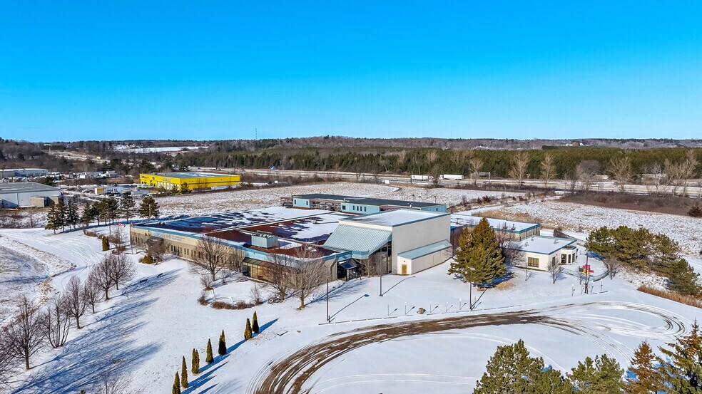 More Photos Of 711 Dalton ave, Kingston Schools For Lease