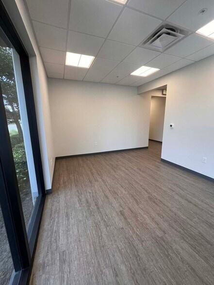 More Photos Of 3400 NW 27th Ave, Pompano Beach Light Distribution For Lease