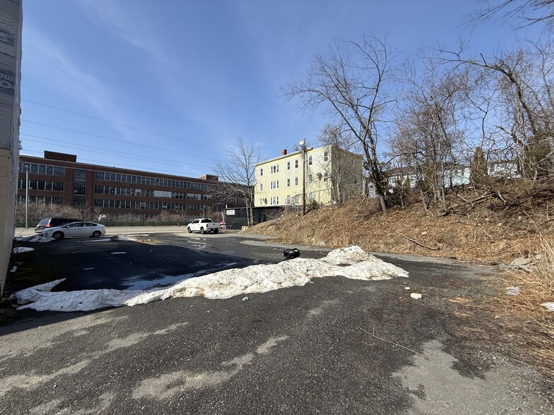 More Photos Of 342 W Boylston St, Worcester Freestanding For Sale