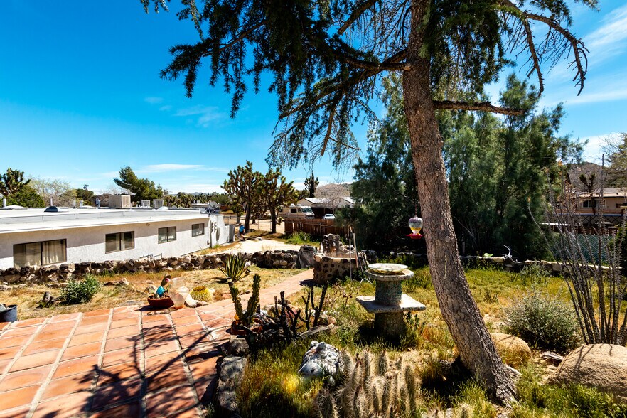 More Photos Of 7772 Jemez Trl, Yucca Valley Multifamily For Sale