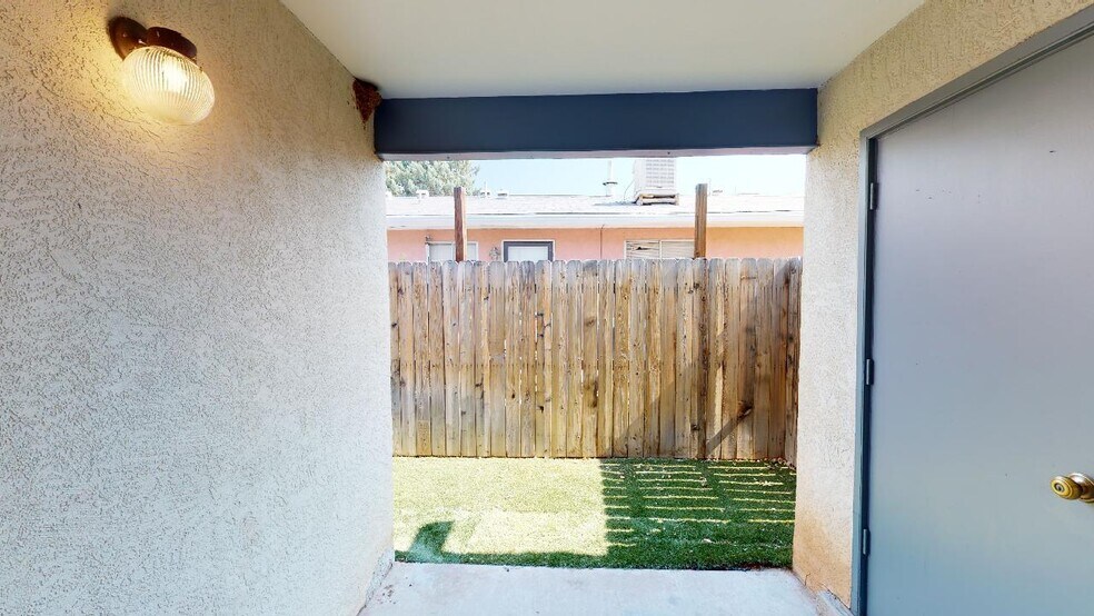 More Photos Of 1117 Louisiana Blvd SE, Albuquerque Apartments For Sale