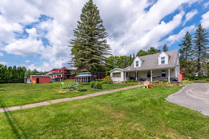 More Photos Of 6302 Main St, Tannersville Hotel For Sale