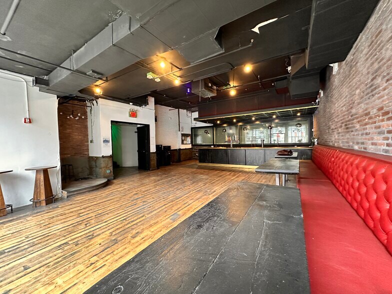 More Photos Of 361 Metropolitan Ave, Brooklyn General Retail For Lease