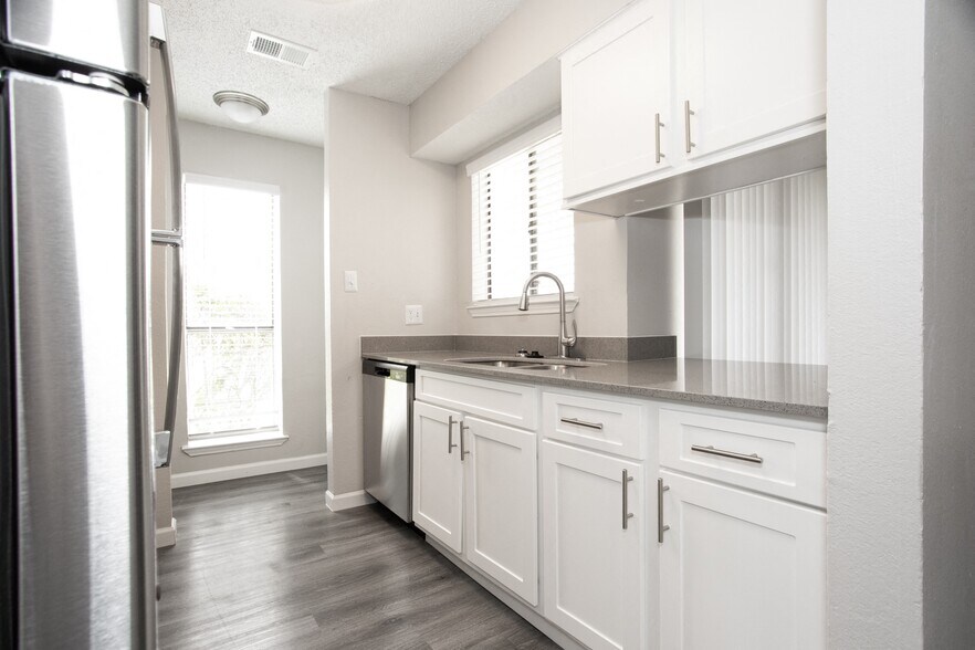 More Photos Of 4328 Duck Creek Dr, Garland Apartments For Sale