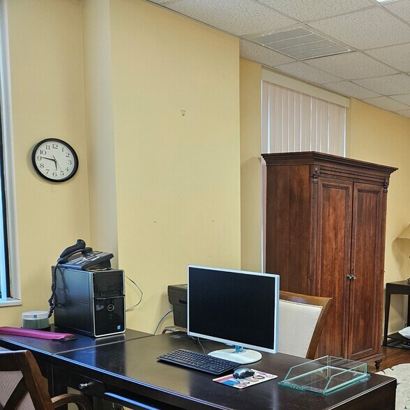 More Photos Of 19411 McKay Blvd, Humble Medical For Lease