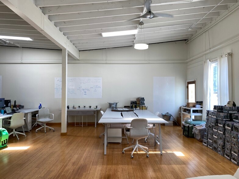 More Photos Of 2301-2309 Main St, Santa Monica Storefront Retail Office For Lease